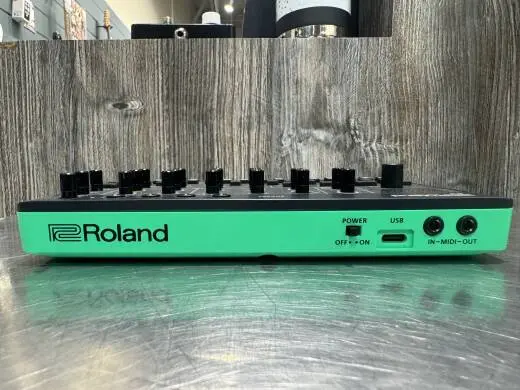 Roland S-1 Aira Compact Poly Synth Module 2